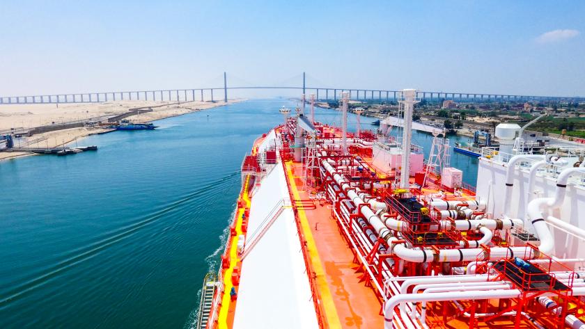 Suez Canal LNG photo